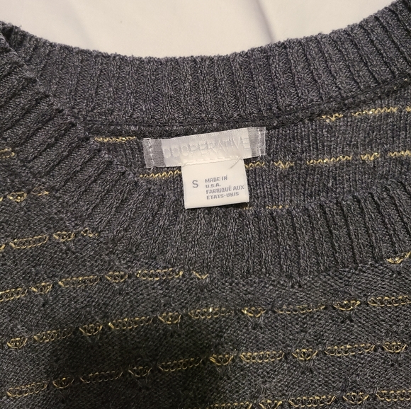 URBAN OUTFITTERS Cooperative Knitted Gray Top size small - Picture 6 of 7